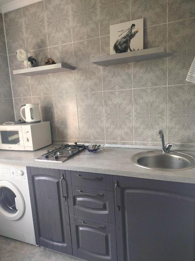 Квартира На Панфилова "Арбат" 1 Комн Alma-Ata Buitenkant foto